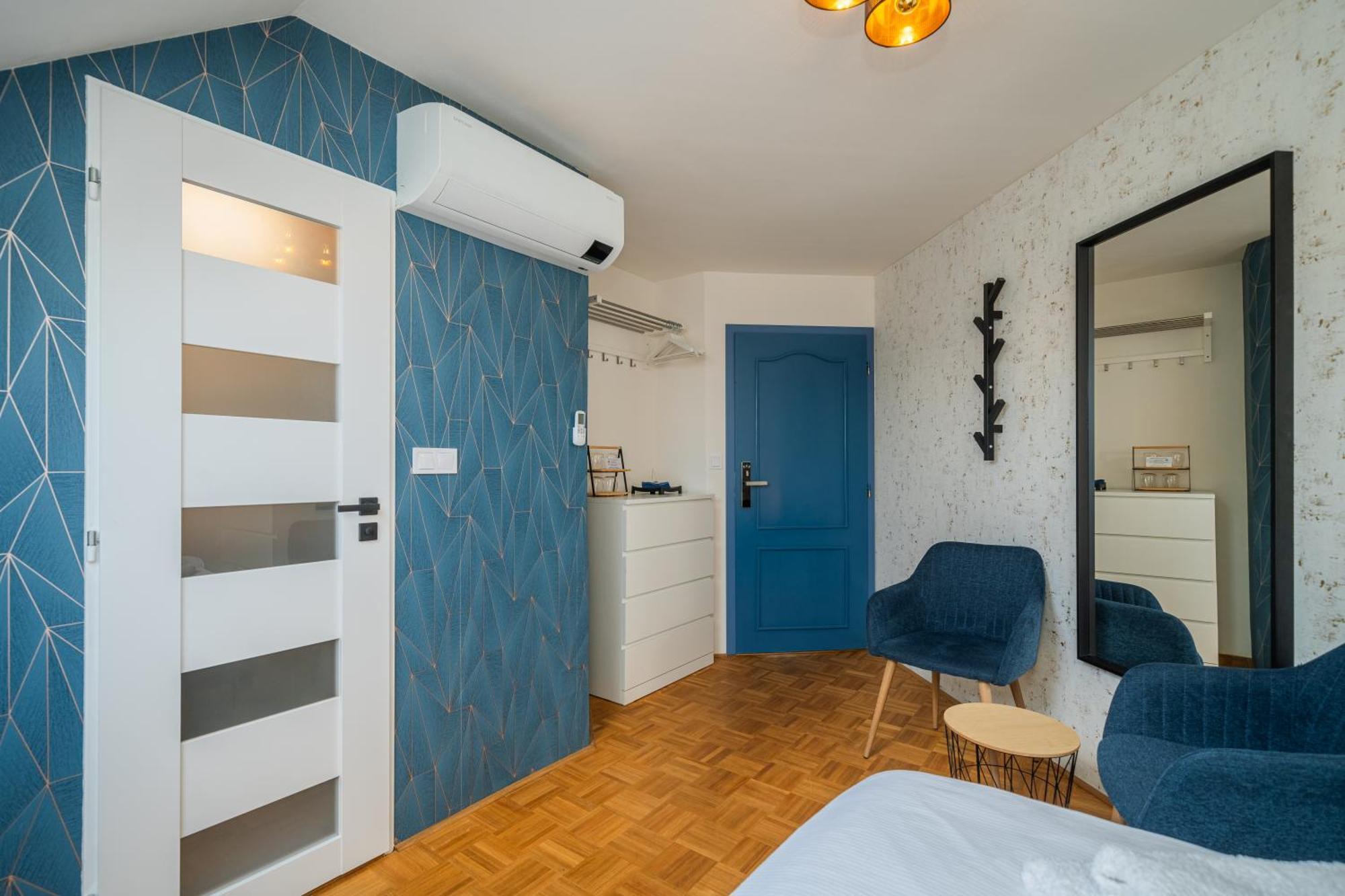Naturalni Vinarstvi Tomas Krizek, Penzion Dvorek Dolní Dunajovice Exterior foto
